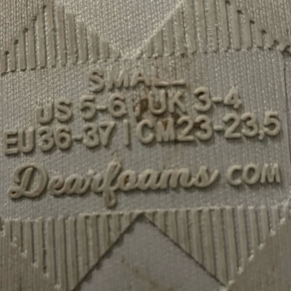 Crochet Memory Foam Slippers - Picture 3 of 3